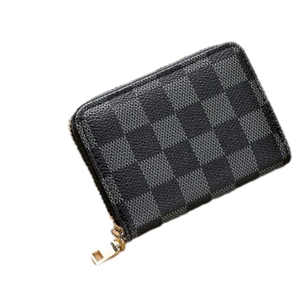 Fashion Card wallet with excellent condition - Picture 3 of 6